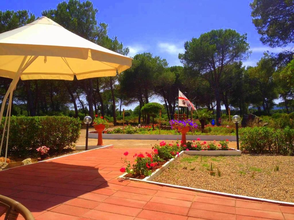 Villaggio Camping Nurral Fertilia Εξωτερικό φωτογραφία